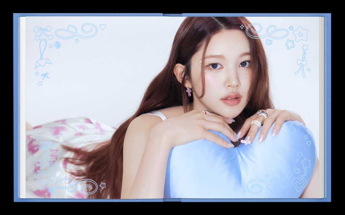 𝑪𝒉𝒂𝒑𝒕𝒆𝒓 𝟏. 𝑯𝒐𝒘𝟐𝒈𝒆𝒕𝑯𝒆𝒂𝒓𝒕𝒔
[Image Teaser #1]

Do not forget my favorite 🩵 emoji.

Hearts2Hearts The 1st Mini Album 【FOCUS】
➫ 2025.10.20 6PM (KST)

💿Pre-order&amp;save&amp;add
Hearts2Hearts.lnk.to/FOCUS

#Hearts2Hearts #하츠투하츠 #H2H
#A_NA #에이나
#FOCUS