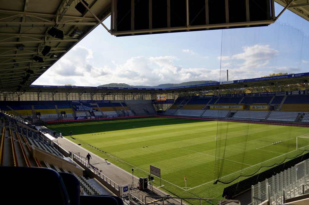 clubfrauen's tweet photo. 🏟️ ad hoc arena im Ernst-Abbe-Sportfeld
#fcn | #clubfrauen | #FCCFCN https://t.co/JRcA0bvobC