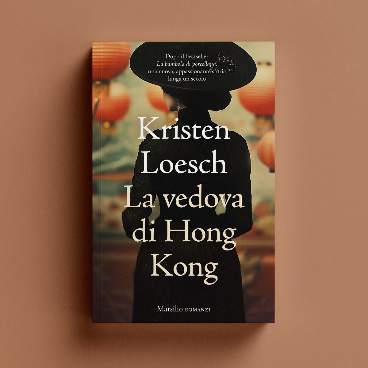 MarsilioEditori's tweet image. 🧧​ Kristen Loesch ci consegna una nuova epopea, ispirata alle leggende cinesi e alla storia vera della sua famiglia

✍️ Kristen Loesch
📖 La vedova di Hong Kong

📅 Da oggi in libreria!
🔗 marsilioeditori.it/libri/scheda-l…

#Marsilio #Romanzi #KristenLoesch #LaVedovaDiHongKong