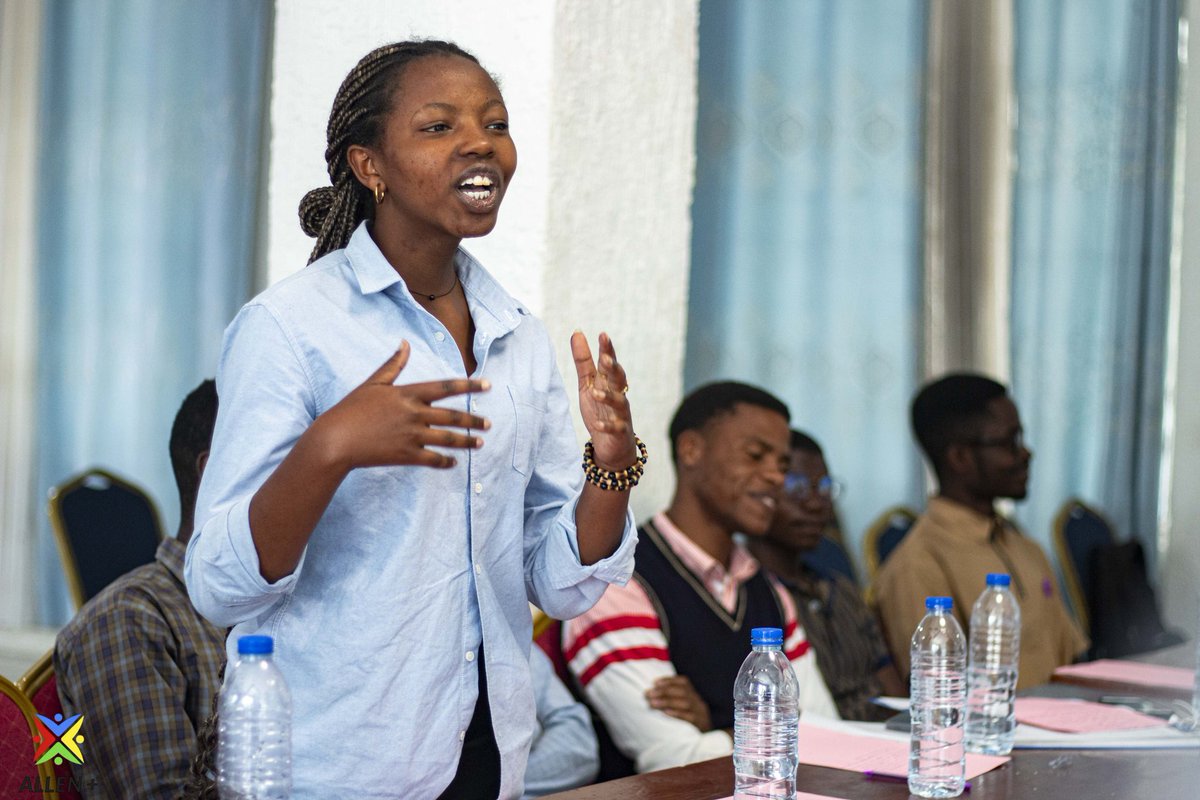 AID LIFE LEARN ENVIRONMENT (@aid_learn47733) on Twitter photo 🌍 Lancement des séances de formation de la Brigade Écologique de l' <a href="/Unigom_RDC/">UNIVERSITE DE GOMA-UNIGOM</a>!
30 jeunes passionnés par l'activisme climatique se préparent à devenir des militants engagés pour un avenir durable. Fier de leur motivation ! 💪
#JeunesActivistesDuClimat #ActivismeClimatique 🌍 Lancement des séances de formation de la Brigade Écologique de l' <a href="/Unigom_RDC/">UNIVERSITE DE GOMA-UNIGOM</a>!
30 jeunes passionnés par l'activisme climatique se préparent à devenir des militants engagés pour un avenir durable. Fier de leur motivation ! 💪
#JeunesActivistesDuClimat #ActivismeClimatique
