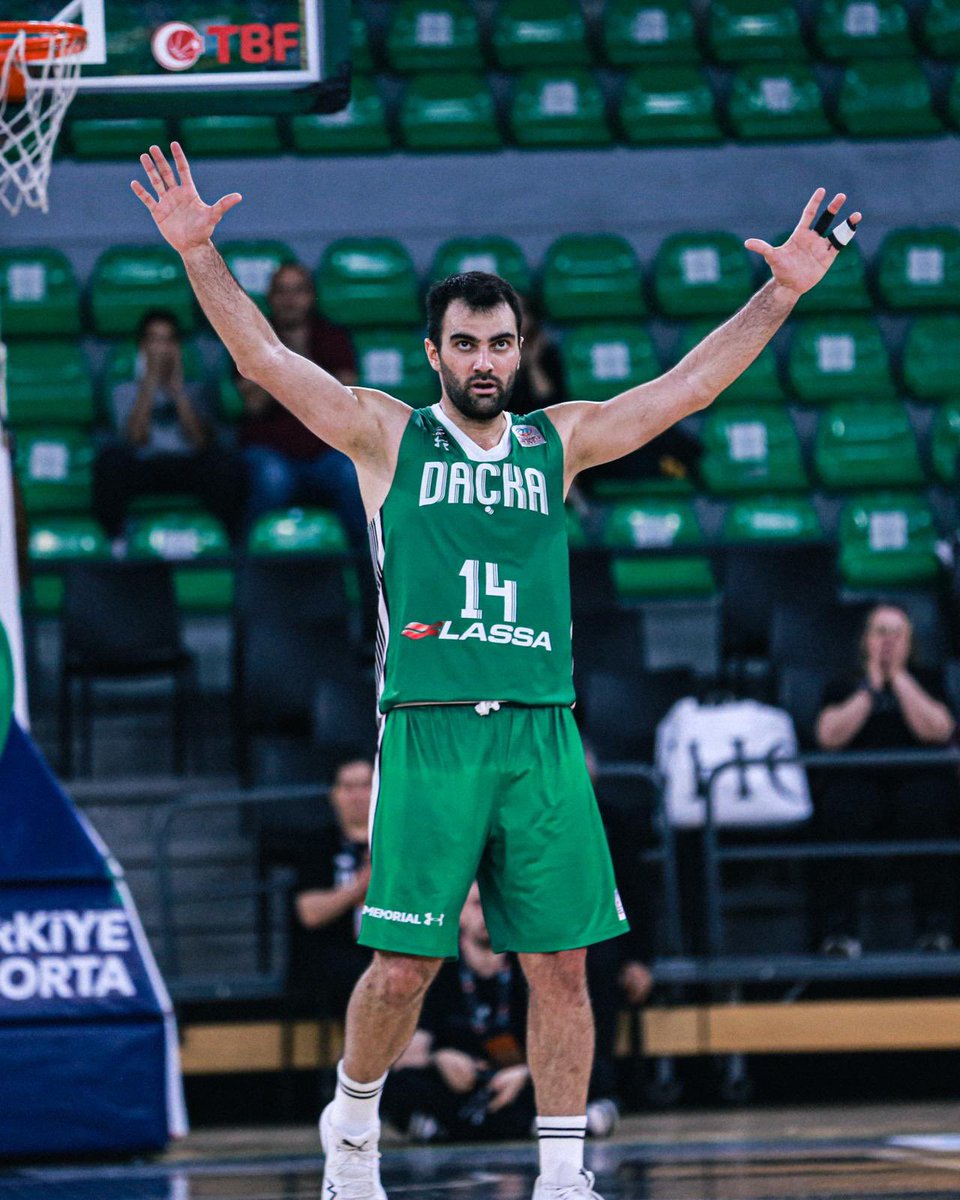 dackabasket's tweet photo. #SiyahtanYeşile #DaçkaZamanı https://t.co/AI33xwHSXa