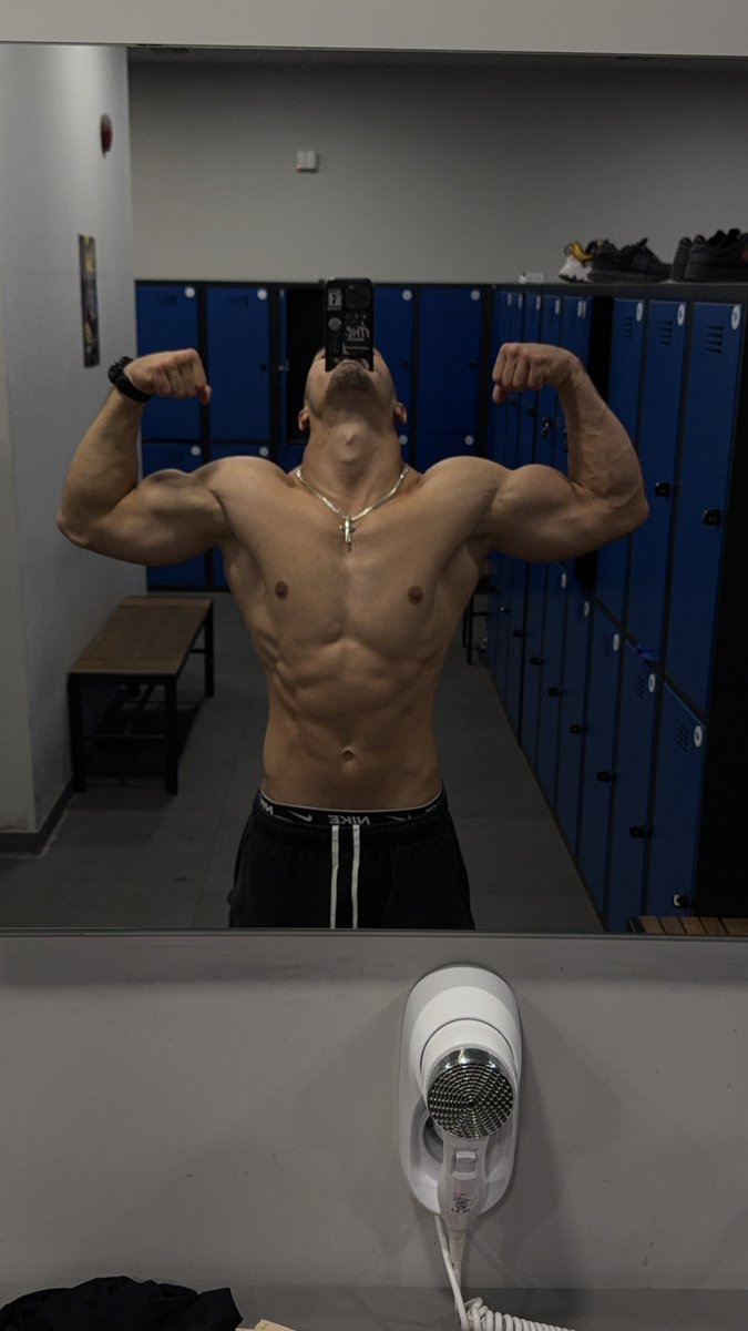 Who is gonna serve Daddy today?