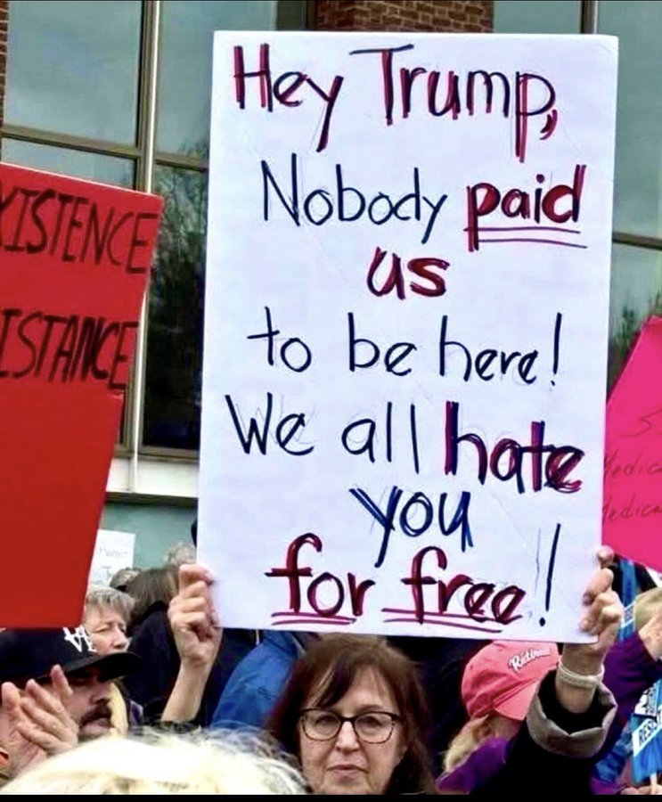 namwella1961's tweet image. Sean Duffy said the No Kings protests this Saturday are “really frustrating” because they are all paid Antifa people. 🙄
#NoKingsOct18 #TrumpIsUnfitForOffice #TrumpEpsteinFiles #TrumpShutdown #TrumpIsANationalDisgrace #NoKingsProtest #ReleaseTheTrumpEpsteinFiles