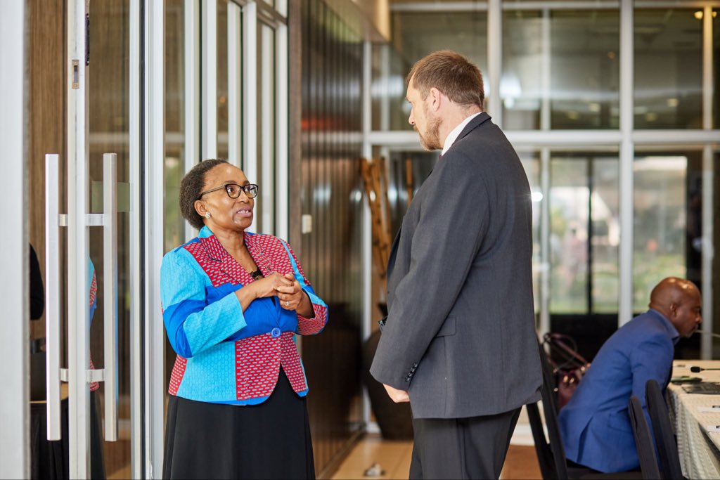 SADC_News's tweet image. Lusaka, Zambia | The 2nd Steering Committee of the #SADC Pooled Procurement Services (#SPPS) convened to advance regional health procurement, promoting access to quality, affordable medicines across the region. @GlobalFund 

#SADCHealth #RegionalIntegration #UHC #GIZ #GlobalFund