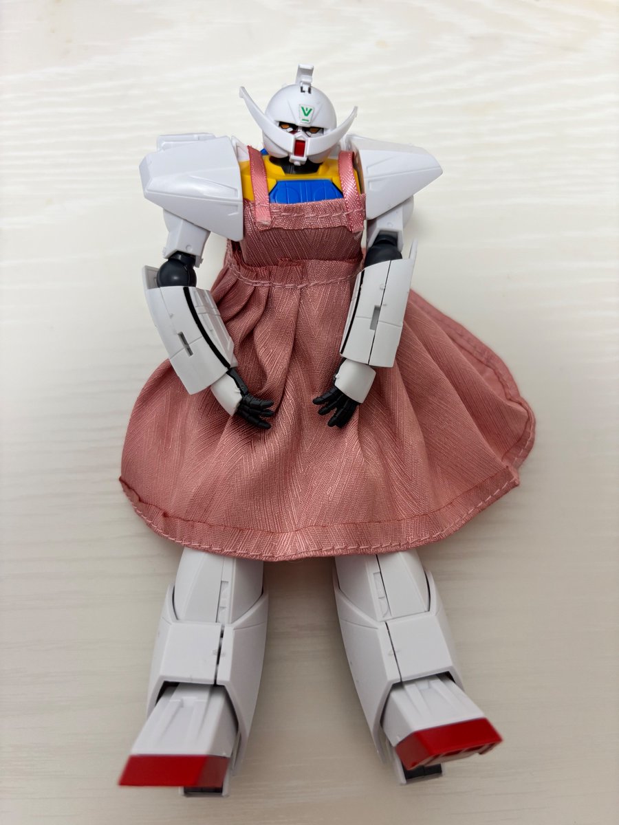 ターンエーにお洋服を着せてみた！
うん。可愛い～！