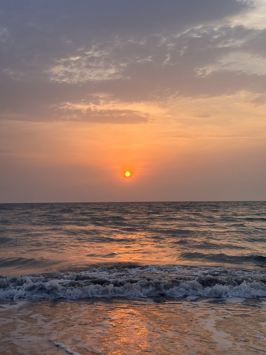 withoutmemory1's tweet image. إذا كنت سأختار مشهدًا أعيش فيه إلى الأبد سيكون مشهد الغروب…