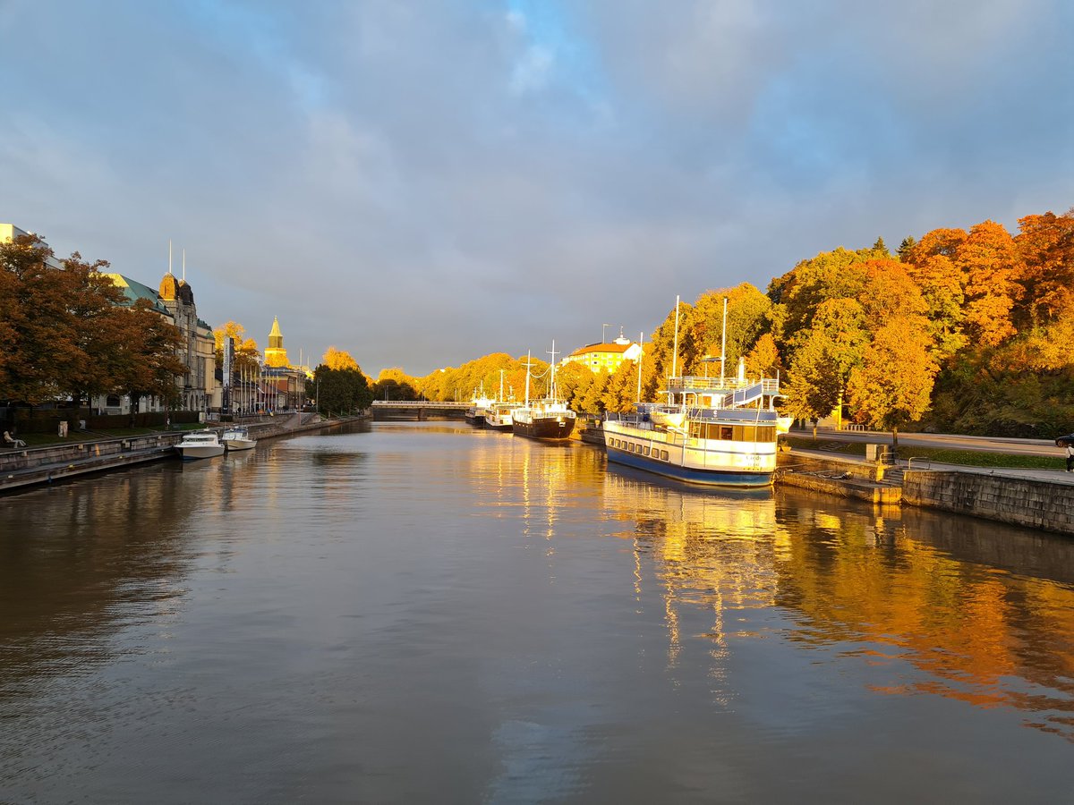 MeMakela's tweet photo. Synkät on pilvet. 
#Turku https://t.co/WmsVkiuHoJ