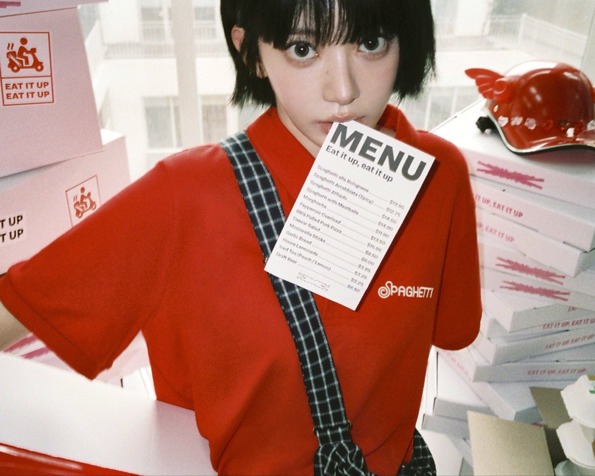 kkuralovers's tweet photo. 르세라핌 ‘SPAGHETTI’ 컨셉포토 
KNOCKING BASIL #사쿠라 https://t.co/z6Sgx2ihZi