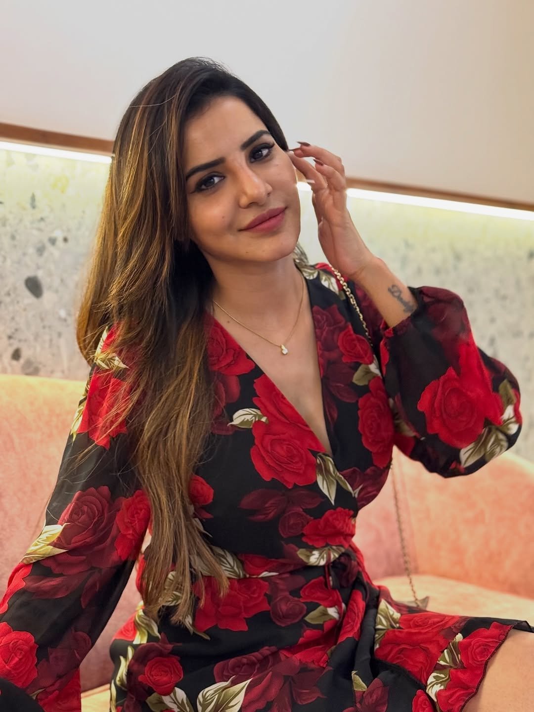 G3JiRpjbgAAMX1m?format=jpg&name=large