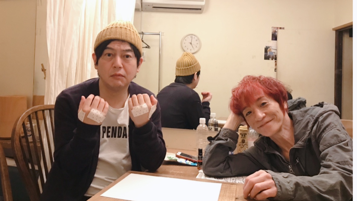 suneohair🇺🇦 (@suneohair) on Twitter photo 2025/11/14金「ヨルナイトin 西早稲田」
#トモフスキー 3度目のハタチまでちょうど1ヶ月記念
西早稲田BLAH BLAH BLAH <a href="/NWBLAHBLAHBLAH/">西早稲田 BLAH BLAH BLAH</a>
OPEN18:45/START19:30
出演 #TOMOVSKY / #スネオヘアー
前売¥4000/当日¥4500(各1D+¥600)
TICKET*予約開始10/14(火)20時
*お1人様2枚まで
t.livepocket.jp/e/4vxlr 2025/11/14金「ヨルナイトin 西早稲田」
#トモフスキー 3度目のハタチまでちょうど1ヶ月記念
西早稲田BLAH BLAH BLAH <a href="/NWBLAHBLAHBLAH/">西早稲田 BLAH BLAH BLAH</a>
OPEN18:45/START19:30
出演 #TOMOVSKY / #スネオヘアー
前売¥4000/当日¥4500(各1D+¥600)
TICKET*予約開始10/14(火)20時
*お1人様2枚まで
t.livepocket.jp/e/4vxlr