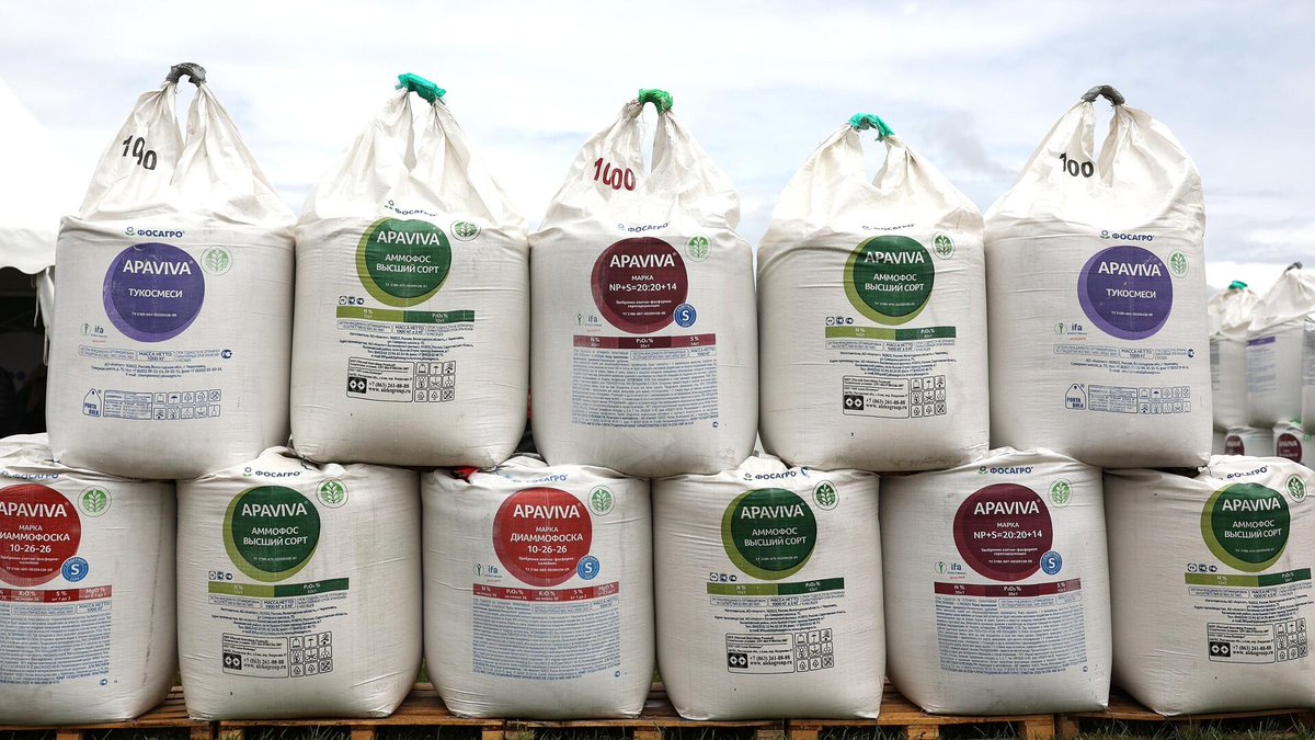 Ya, ya sabemos que “fertilizantes producidos en Rusia” no parece a priori un tema apasionante. Pero vean este hilo completo, porque lo que revela sobre la geopolítica actual es importante y esclarecedor.

¡Ahí les va! en versión hilo 👇🏾👇🏾👇🏾