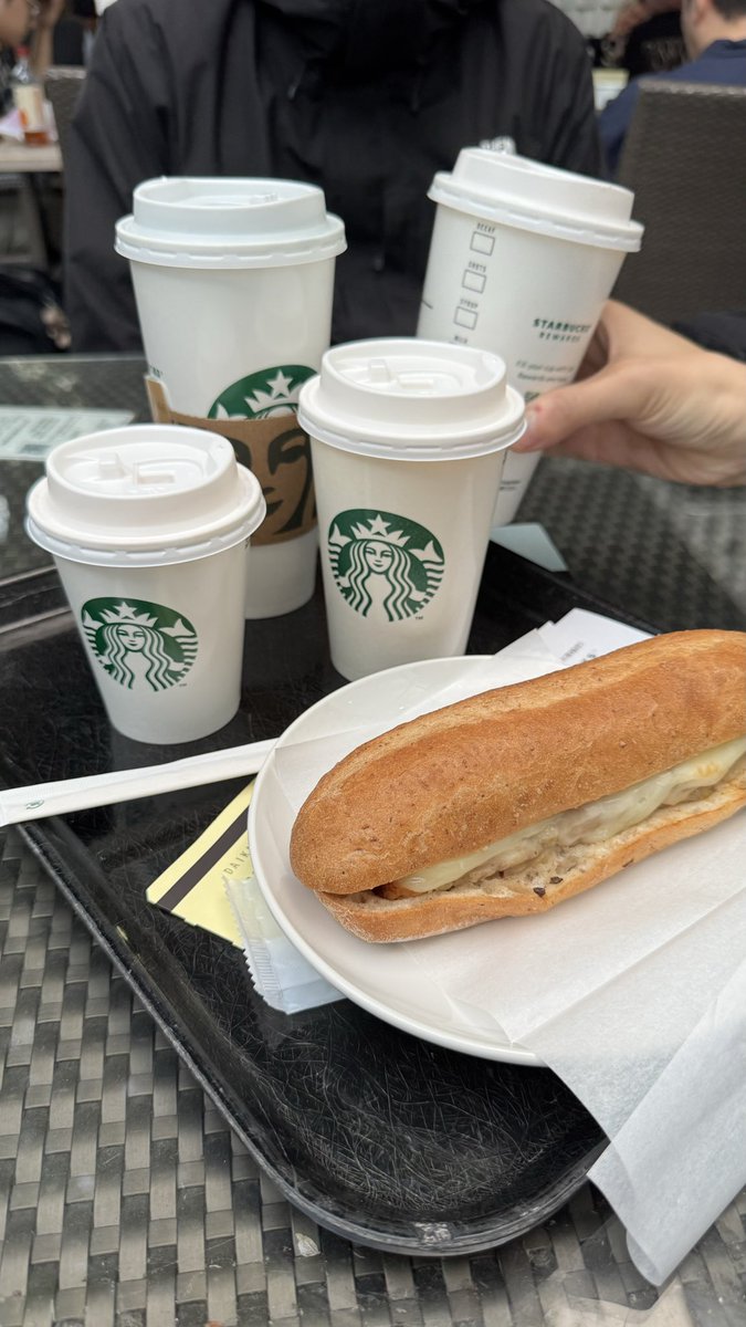SanpeiChannel's tweet photo. カフェいきたい欲が満たされた😋
仲間が居るといいよね♡
昼ピ後低単価中にchill...

@syounentoinu 
@ナッピー https://t.co/23l4D4sfYL