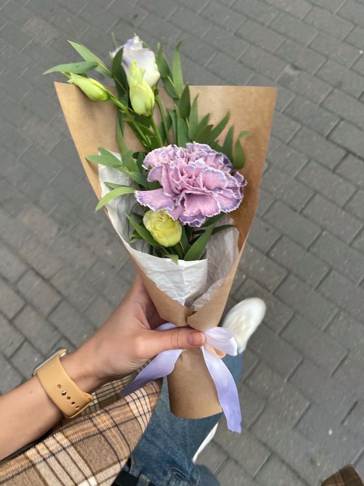 Un día le dije que me gustaban las flores🌷🌼💐