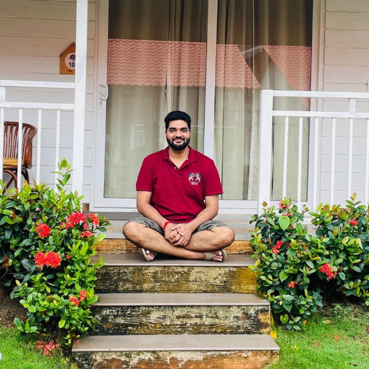 dramiettkumar's tweet image. 🌿 𝐓𝐡𝐞 𝐇𝐞𝐚𝐥𝐢𝐧𝐠 𝐓𝐨𝐮𝐜𝐡 𝐨𝐟 𝐍𝐚𝐭𝐮𝐫𝐞 💖

Nature humare mind, body aur soul ko reset karne ki power rakhti hai. 🌱

Yeh hume apne higher self se connect karti hai aur clarity laati hai.🌸

#NatureHeals #Dramiettkumar #ReconnectWithNature #TrueSelf #PeaceInNature