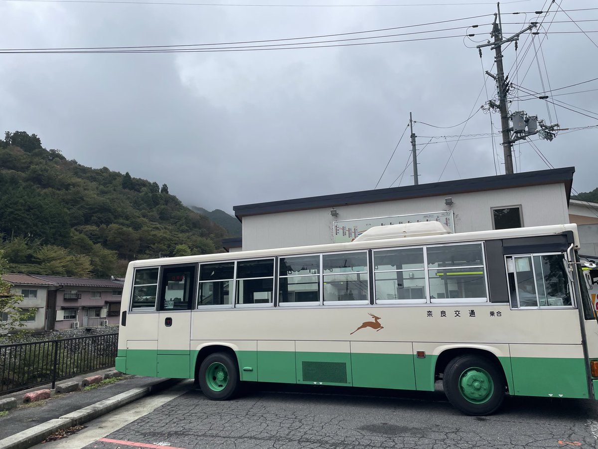 ashunaka's tweet photo. 洞川温泉🏕️
撤収の時も雨降ってしんどかったけど、帰りの電車ではもうまた行きたくなってた笑

帰りの駅で青のシンフォニーに会えました😊 https://t.co/cJFRNgX87Z