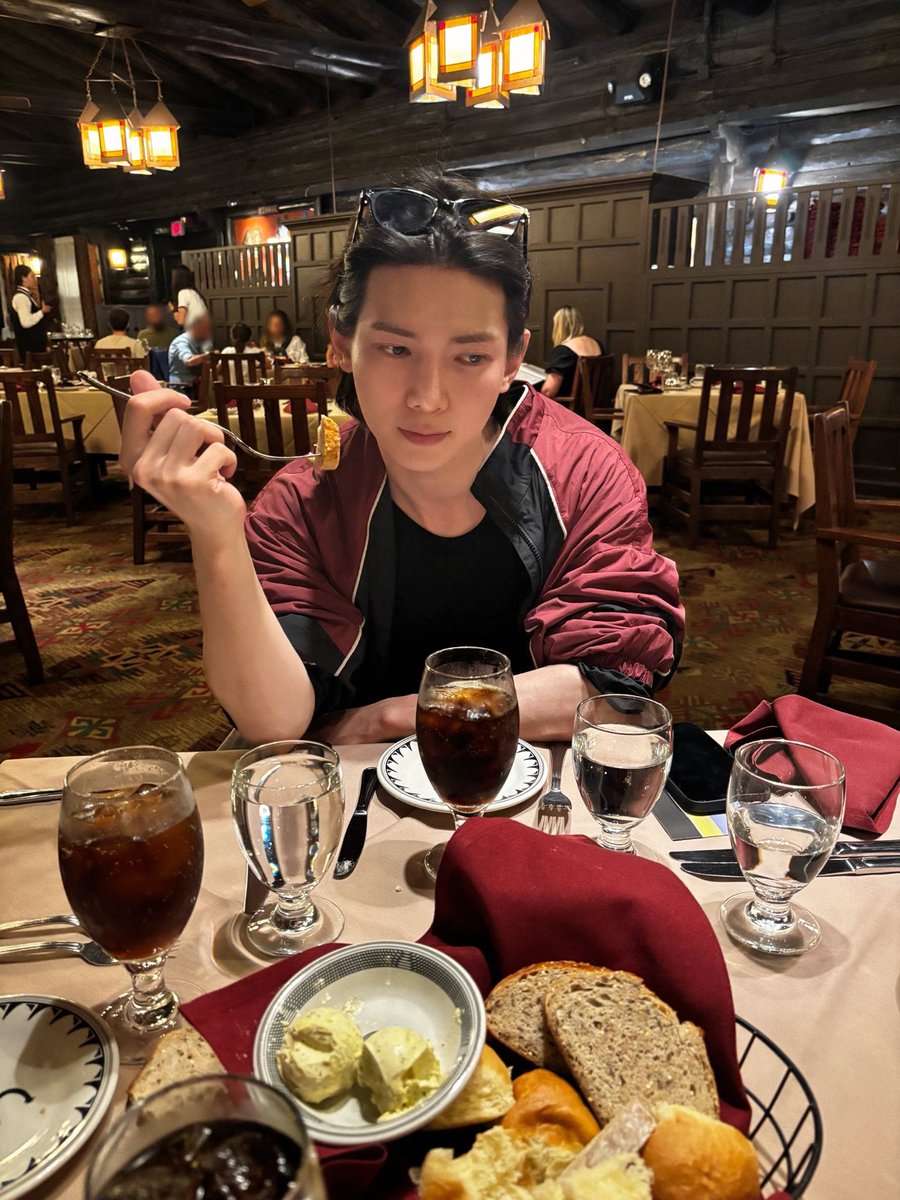 yeopamine tweet media