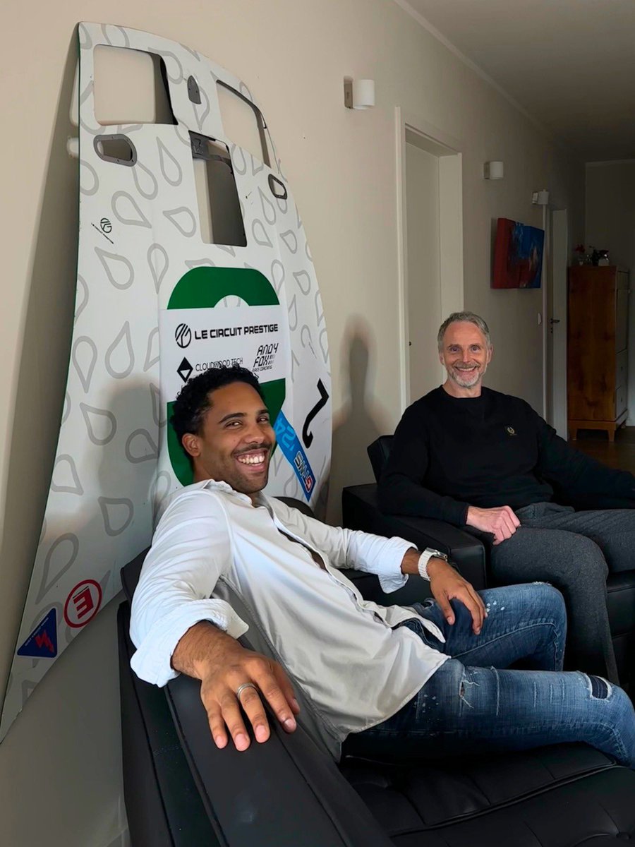 _andyfox's tweet image. What's been on my mind lately🏁

Met Kevin at a Porsche event in Munich. 2.5 months later we turned a spontaneous idea into reality: Our INFLUENCER RACE DAY with a Porsche GT3 Cup at Hockenheim.

From that moment → LE CIRCUIT PRESTIGE was born.

We're just getting started. 🚀