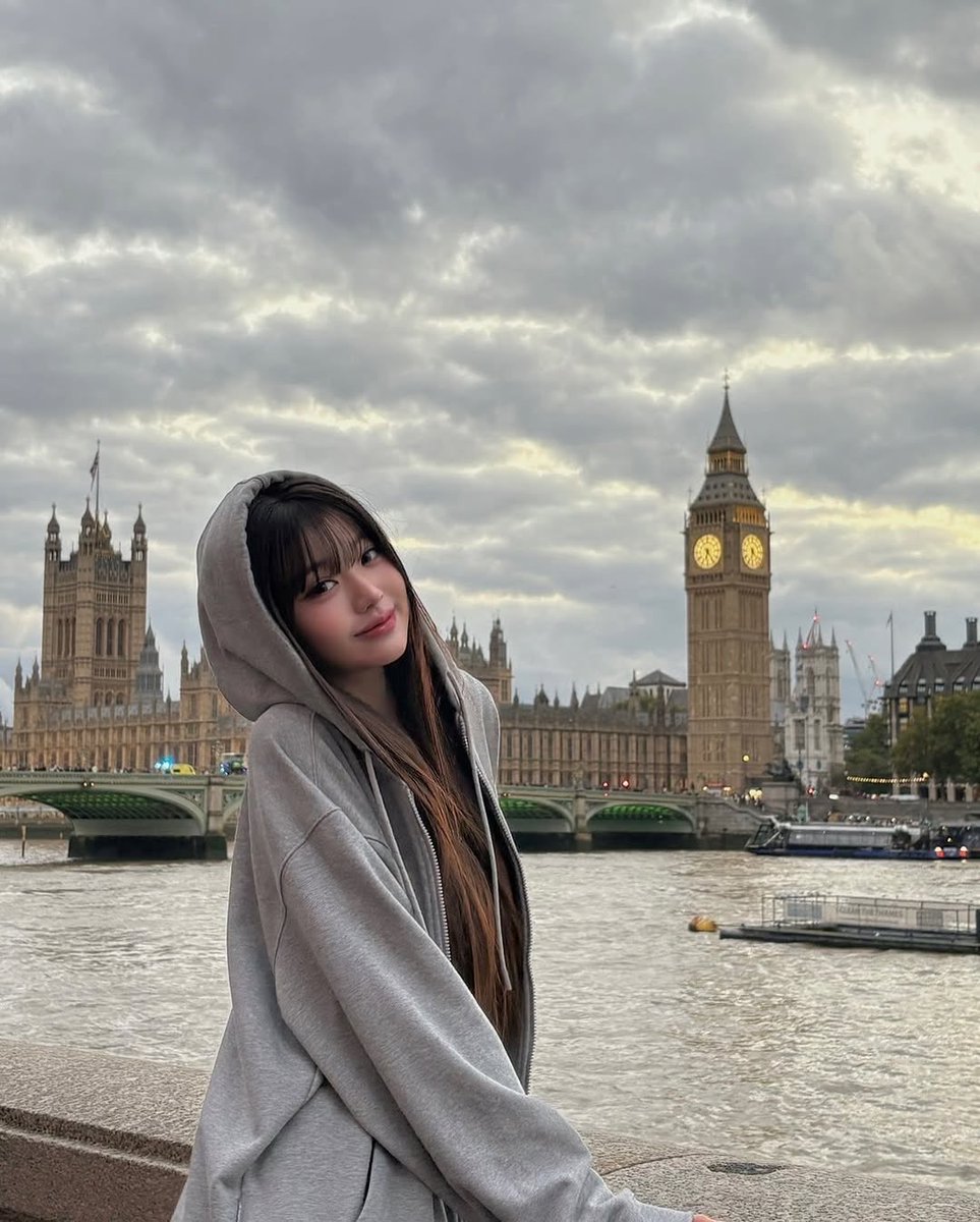 ive pics tweet media