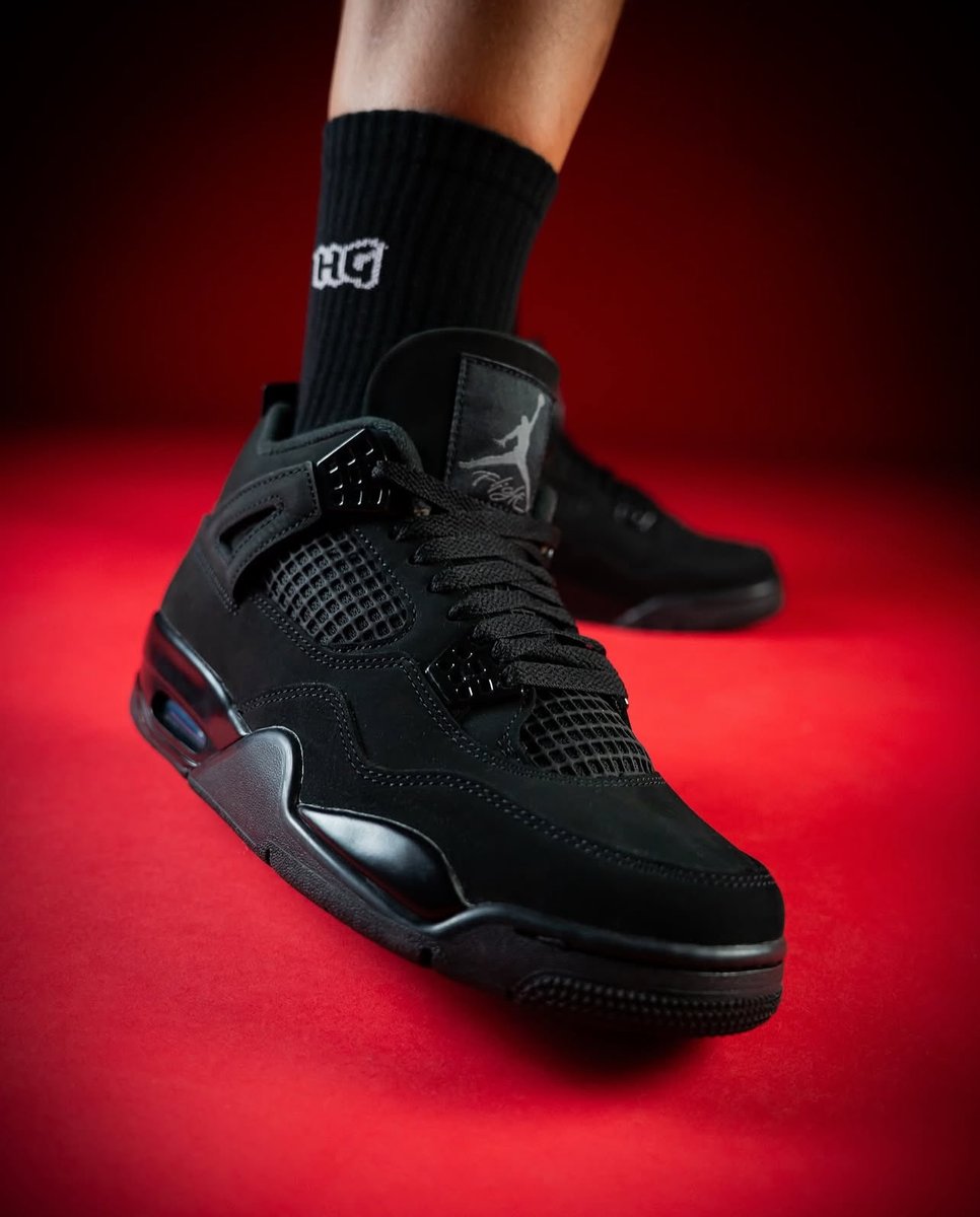 Sniperkicks tweet media