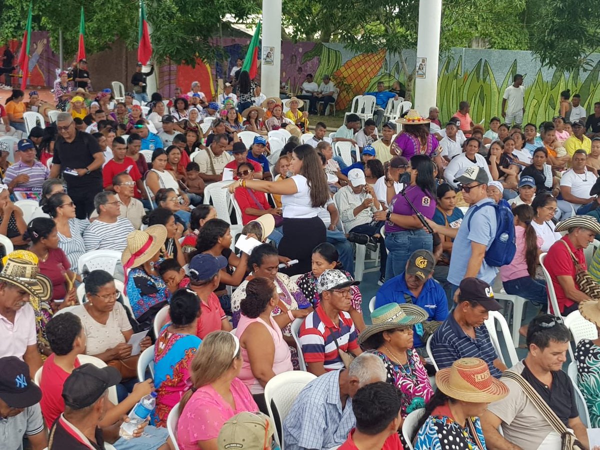 #PulsoPolítico. Suan, Ponedera,Candelaria, Campo de la Cruz, Santa Lucía y Repelón, Atlántico,fueron los escenarios de concentración este fin de semana de la candidata a <a href="/CamaraColombia/">Cámara de Representantes de Colombia</a> por <a href="/PactoCol/">Pacto Histórico Oficial</a> ,<a href="/AndreavargasBAQ/">Andrea Vargas #8</a>