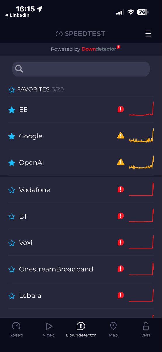 All major uk networks including Vodafone (already in the news) seem to be down this afternoon! #outage #Vodafone  #EE  #BT