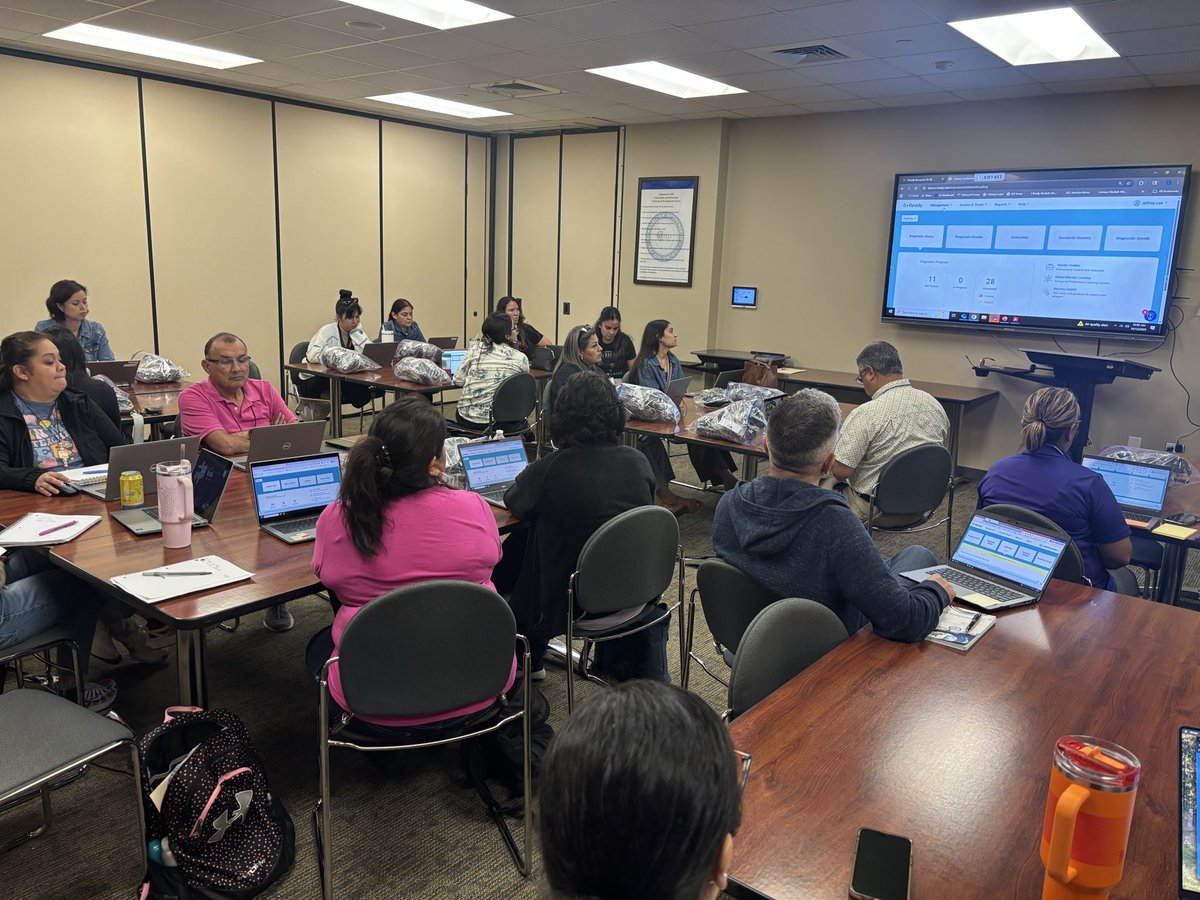 CISD_ML's tweet image. Happening Now: Kicking off our 2nd session diving deeper into iReady with our  K–5 teachers from @HamblenElem and @McGheeWolves!