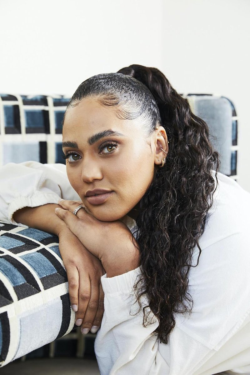 Ayesha Curry is the most stupidest woman on this planet