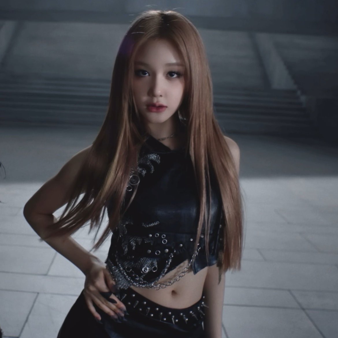 PRT_mmmm's tweet image. มาค่ะ มา คัมนี้เห็นสะดือภริตาชัดๆ สวยแส่บ มงลงชีแร้ว💅🏻💃🏻
BABYMON HIGH UP EXCLUSIVE
#WEGOUP_PERFORMANCE_VID
#PHARITA #BABYMONSTER