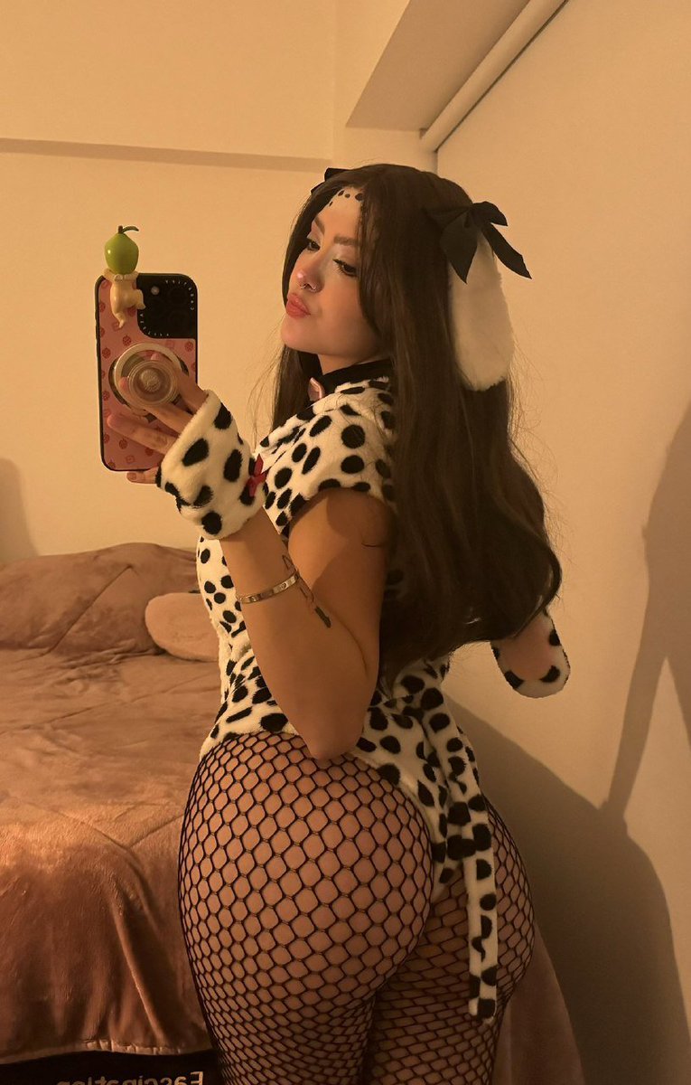 Ahora estoy buscando roles.. si desean uno pueden escribir aquí..~🤍