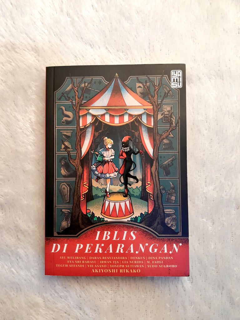traisstudy's tweet image. WTS NOVEL PRELOVED ‼️

1. Tokyo &amp;amp; perayaan kesedihan : 40k
2. Iblis di pekarangan : 85k ( nego tipis )
3. Shadow &amp;amp; bone : 60k
4. Girls in the dark : 60k 

● Kondisi masih bagus sekaliii
● Bisa 🍊 dan booked event ( tapi harus dp )
● Harga inc adm shopee 
● Fee packing 2k