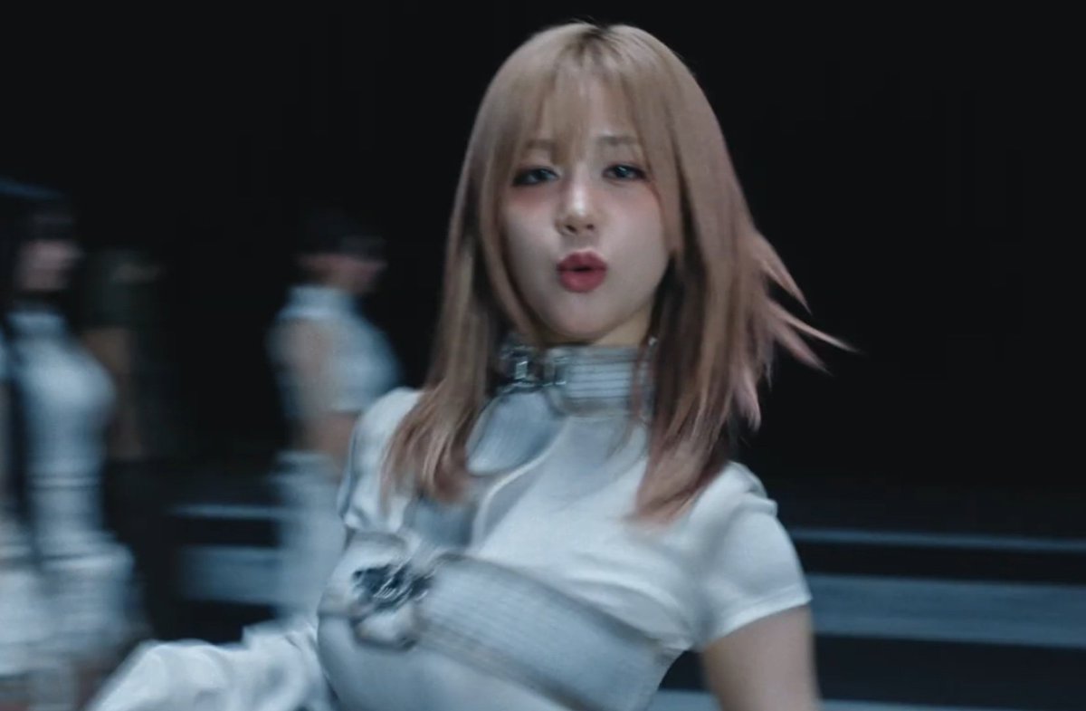 shicha5566's tweet image. ช็อตนี้กุตายว่ะ
ความหุ่นเอยผมเอยหน้าเอยชุดเอย
ส่งกันไปหมด

BABYMON HIGH UP EXCLUSIVE 
#WEGOUP_PERFORMANCE_VID
#PHARITA #BABYMONSTER 
 @YGBABYMONSTER_