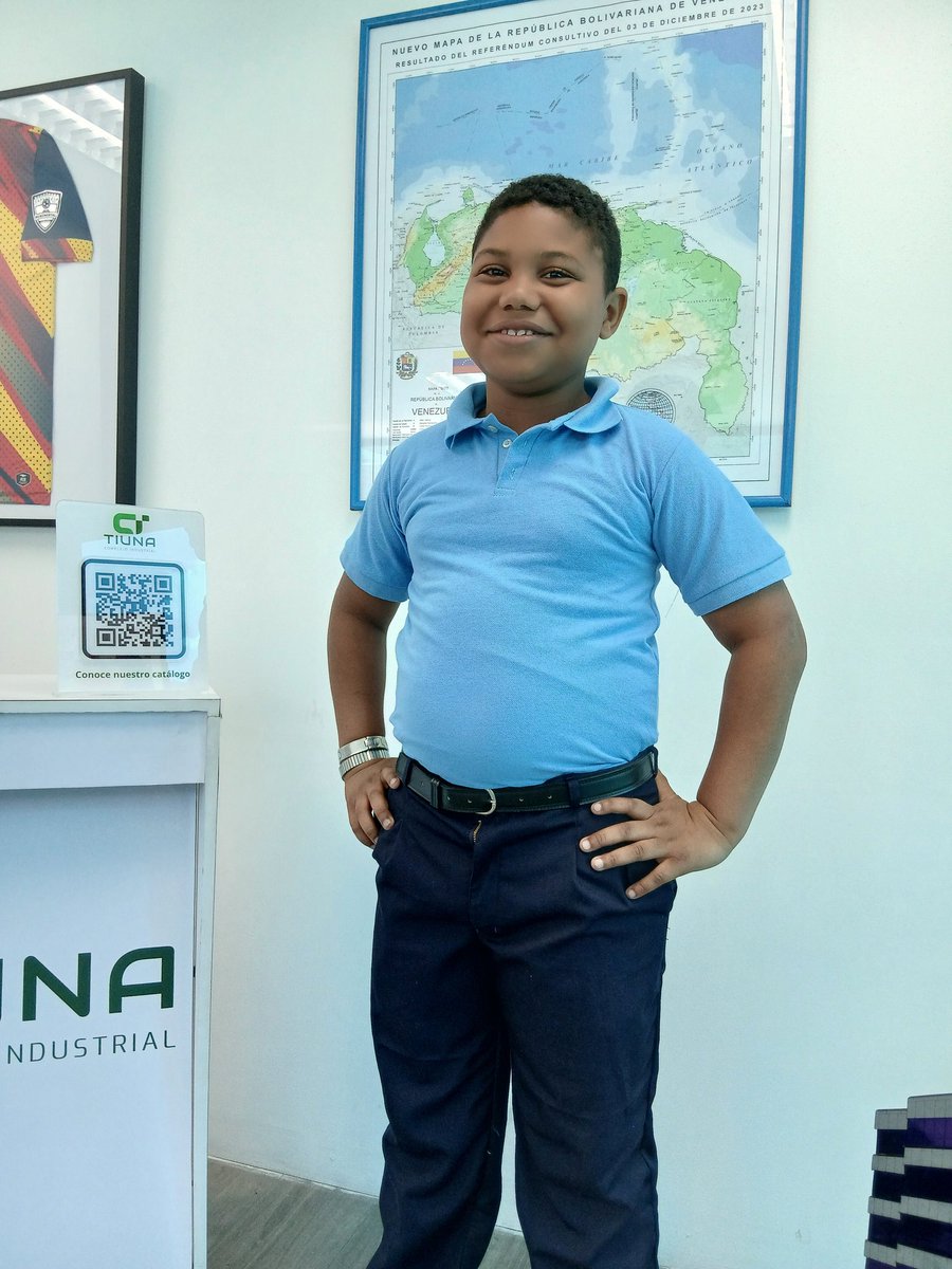 Cada botón abrochado es un paso hacia el futuro.

El Complejo Industrial Tiuna es el motor industrial de Venezuela que apoya confeccionando los uniformes del futuro venezolano.

¡Adelante, jóvenes de la patria!

#uniformes #escuela #regresoaclases #Caracas #Venezuela 🇻🇪