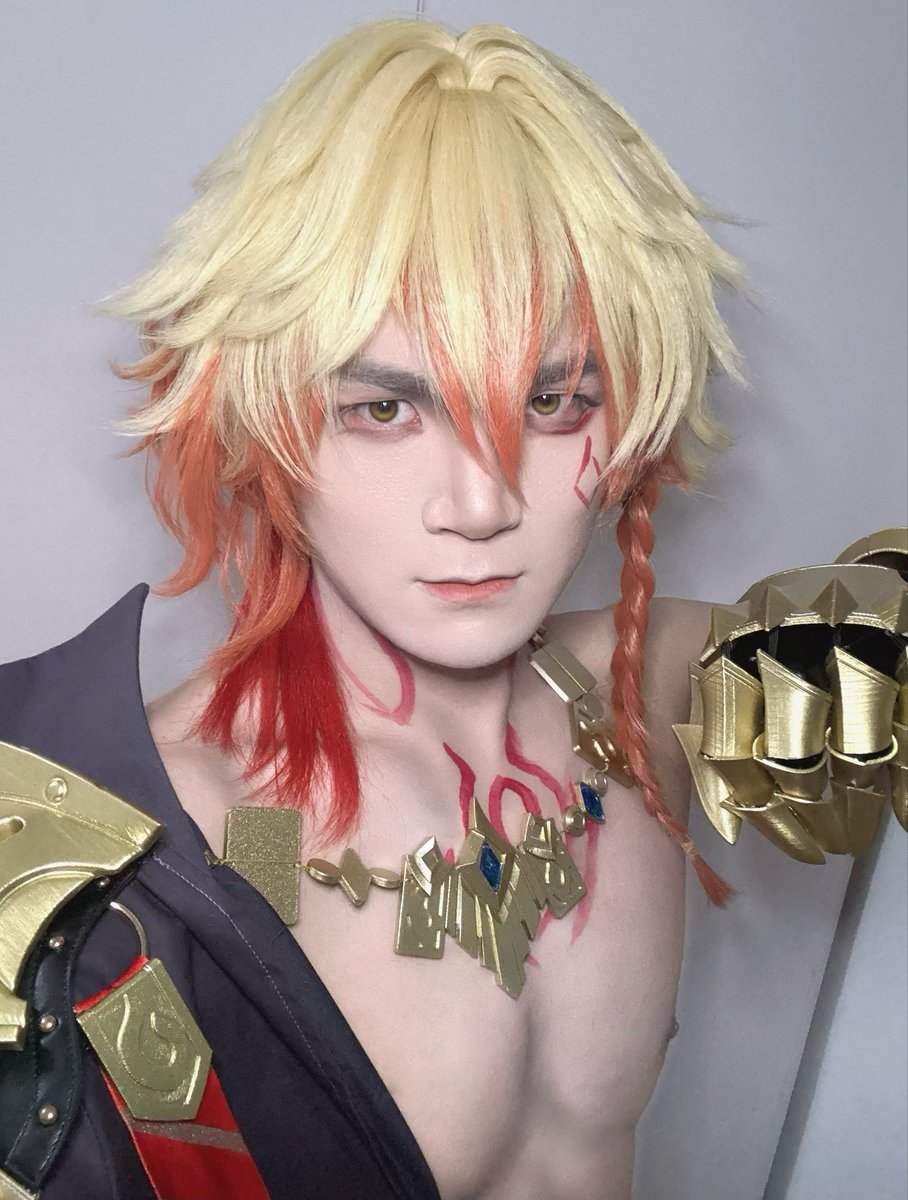 a19374826's tweet photo. 淺淺cos了一下萬敵
#honkaistarrailcosplay #mydei #cosplay #cosplayer https://t.co/xgUUsQvdqh
