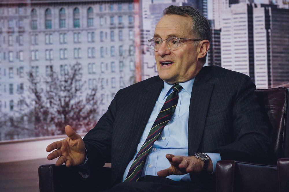 amitisinvesting's tweet image. HOWARD MARKS THIS MORNING: 

- I don&apos;t see mania in the market right now. 

- S&amp;amp;P is expensive, but the quality of companies are much better. 

- I&apos;d struggle to call the market a bubble right now. 

some bullish statements by one of the biggest value investors out there...