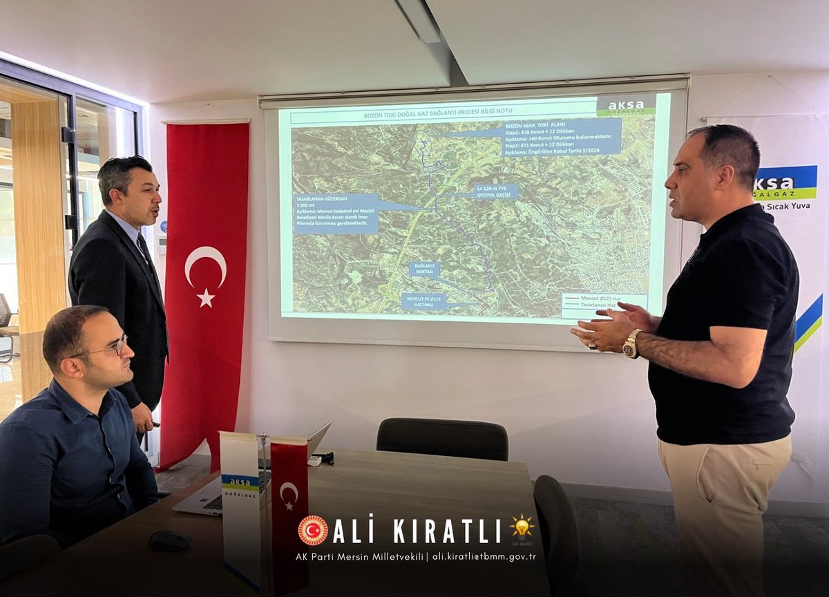 ALKIRATLI's tweet photo. 📍 #Mersin

Aksagaz Mersin Bölge Müdürü Sayın Tufan Duman’ı ziyaret ettik.

Ziyaretimizde, Aksagaz’ın Mersin’de yürüttüğü mevcut çalışmalar ile önümüzdeki dönemde planlanan yatırım ve hizmetleri istişare ettik. Vatandaşlarımızdan gelen talepleri Sayın Bölge Müdürümüze ilettik.

Vatandaşlarımızın her bir talebi bizim için son derece kıymetlidir. Büyük küçük demeden tüm talepleri yakından takip ediyor, aziz milletimiz için çalışmaya devam ediyoruz.