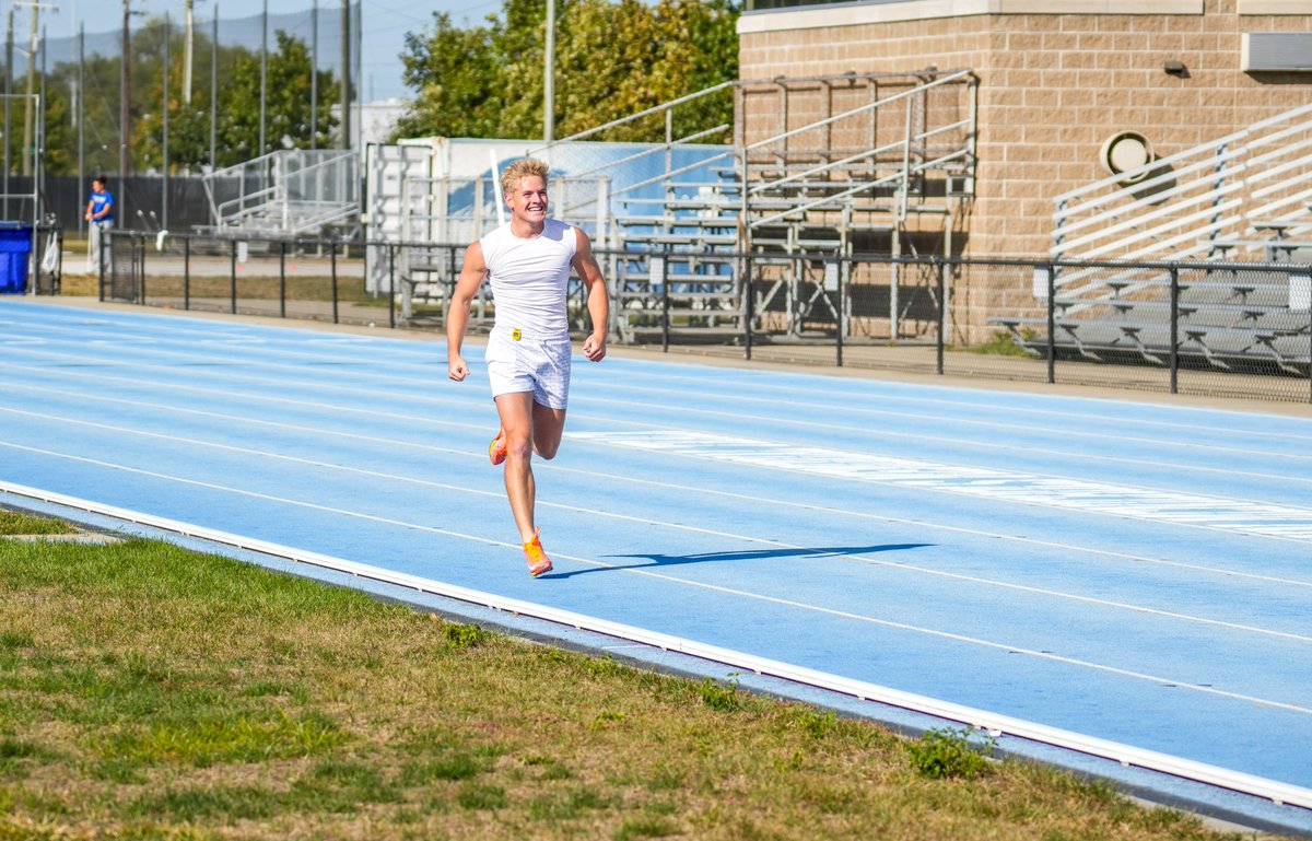 Sycamore Track/XC tweet media