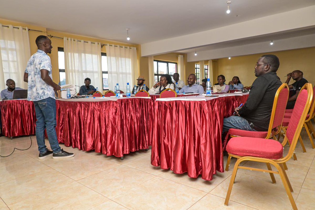 thiskenbabu's tweet image. Moderated a high level conversation today with vibrant young leaders from across Kenya during the review of @YoungMPsKenya Strategic Plan aligning it with the voices, challenges&amp;amp;dreams of Kenya’s youth.With support from @KAS_Kenya, we tackled youth &amp;amp;GenZ voter registration gaps,