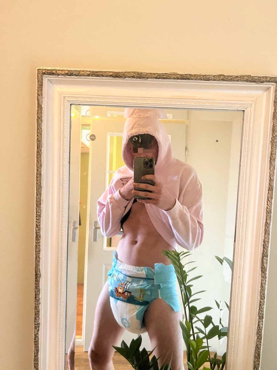 Soggy boi Ty tweet media