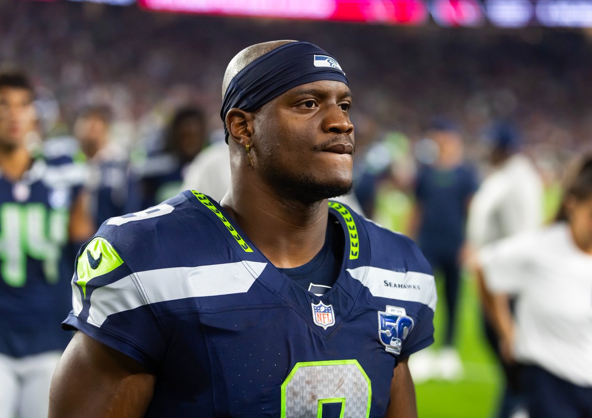 Underdog (@underdog) on Twitter photo Zach Charbonnet ranks DEAD LAST in YPC among qualified rushers (2.6)
He has led the backfield in carries across the last two weeks 🫥
FREE KENNETH WALKER 😭 Zach Charbonnet ranks DEAD LAST in YPC among qualified rushers (2.6)
He has led the backfield in carries across the last two weeks 🫥
FREE KENNETH WALKER 😭