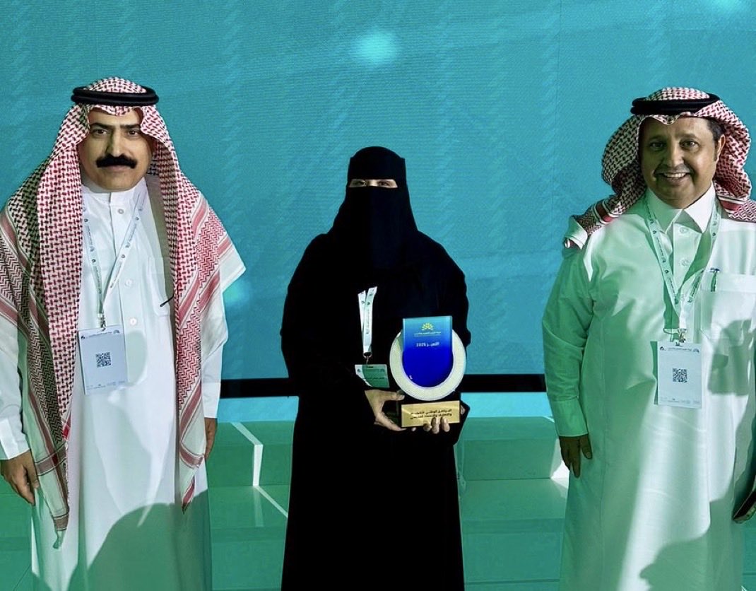 #تعليم_الجوف 
#التميز_المدرسي 
#وارفة_العلم
بكل فخر واعتزاز،
نبارك لشركة وارفة العلم هذا الإنجاز الوطني المستحق، وتحقيقها التميّز على مستوى المملكة العربية السعودية، في إنجازٍ يعكس رؤية واعية، وجهودًا مخلصة، وعملًا مؤسسيًا يؤمن بأن التعليم رسالة سامية لا تُؤدى إلا بشغف وإتقان.