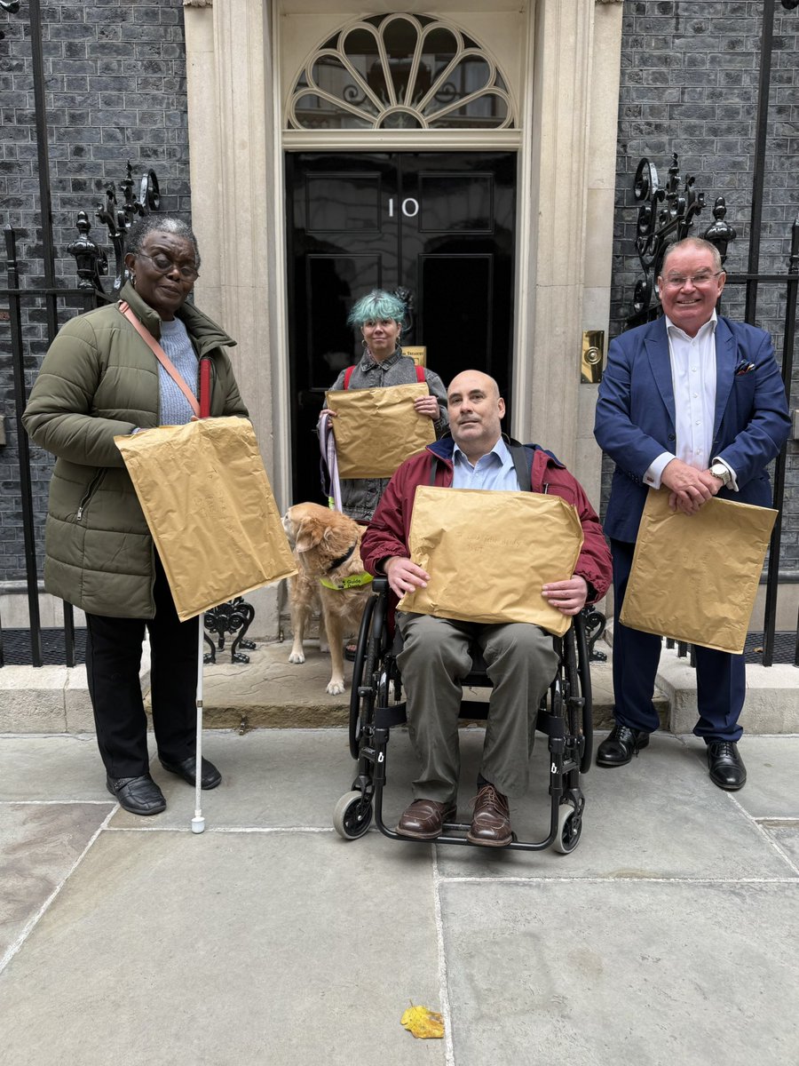 David Luxton tweet media