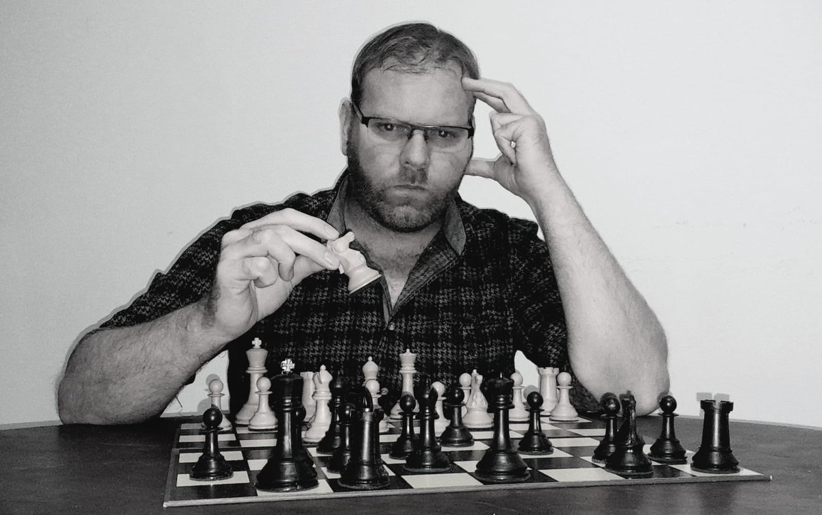 NPChaco1's tweet image. #CHACO: #JoelRoa Fue #Distinguido Como El Mejor #Dirigente Del #Ajedrez Argentino   #NoticiasDelParana noticiasdelparana.com.ar/NuevaEdicion/2…