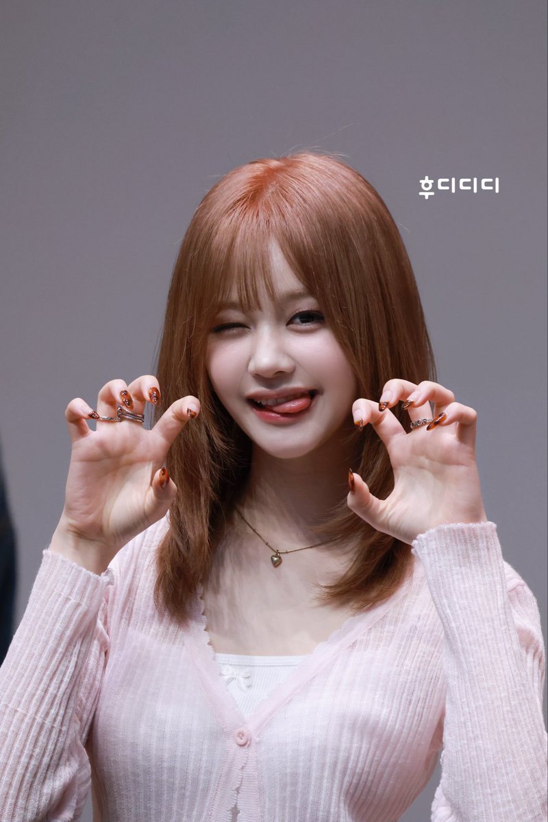 Loma_er's tweet image. ชีสปอยมากกกกกกกก 55555 แต่ไม่มีใครรู้ไงงง 

BABYMON HIGH UP EXCLUSIVE 
#WEGOUP_PERFORMANCE_VID
#PHARITA #BABYMONSTER 
 @YGBABYMONSTER_