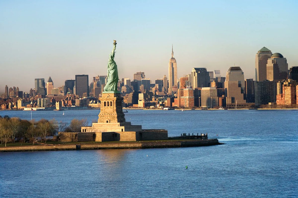 semgrep's tweet image. The Semgrep team is heading to NYC this week for LeadDev and BSides NY, and we’d love to connect while we’re there! 🗽
Catch @leifdreizler speaking at LeadDev/StaffPlus New York, then meet the team at BSides NY to learn how Semgrep’s low-noise results and AI guidance can help…