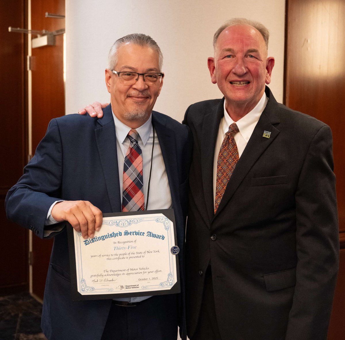 nysdmv's tweet image. Sure, the new sitcom #DMVCBS debuting tonight focuses on the staff of a Motor Vehicles office. But we know who the real stars of the DMV are. Meet some of the winners of our Employee Service Awards, pictured with Commissioner Mark  J.F. Schroeder. Combined, these three employees…