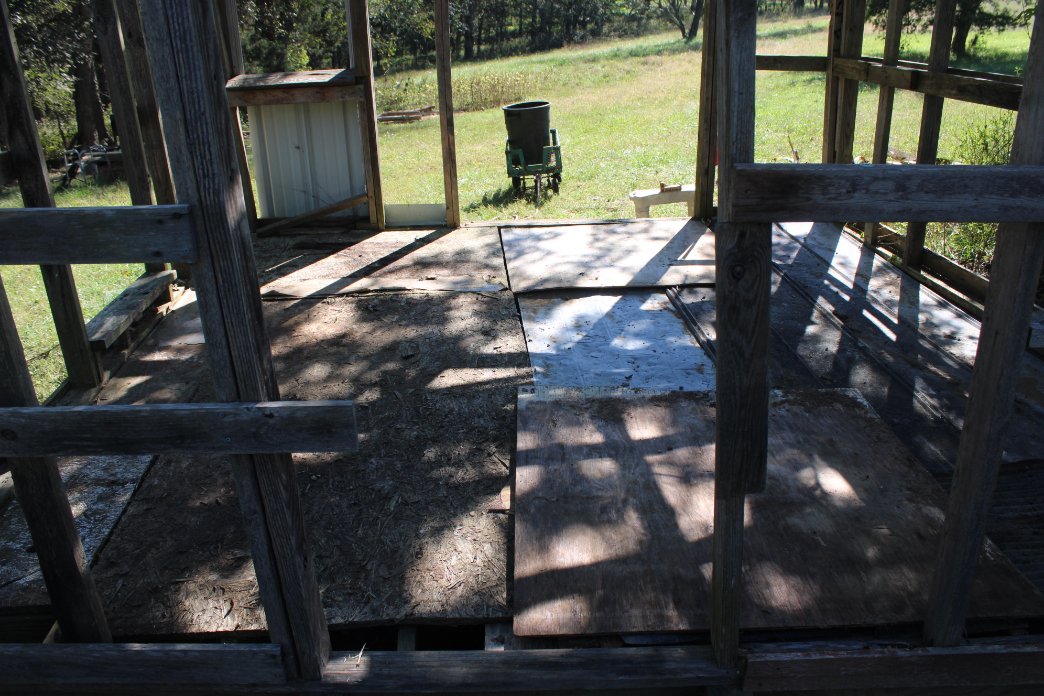 docsanderson's tweet image. #Scientists #Carpenter #Garden #InMemorium #Buddies #restorationproject
@HeartsofHeroes_ @Ginger_Zee @Nature G, Maggie i got more #Cardio #Clean ing inside of #GreenHouse Hauled more Crap to Landfill old plywood floor has to be replaced no biggie taking break need fluids mwah Lee