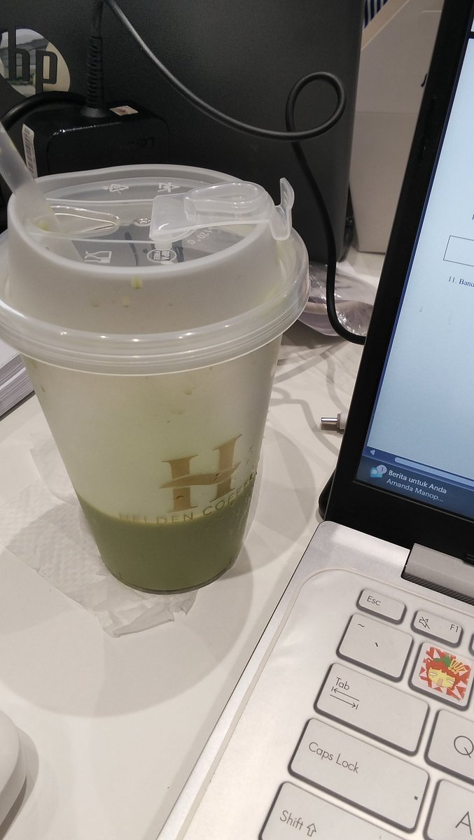 writemynotes's tweet image. Find new cafe to study but i didnt take proper photo, will be back there soon cause i love their matcha latte :3