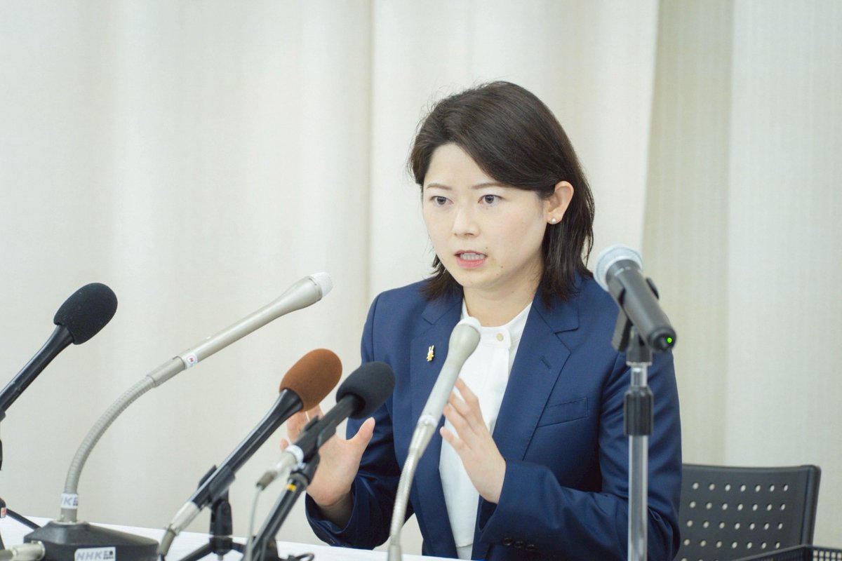 6b4l22's tweet image. 広島県第四区総支部長に就任いたしましたことを、本日記者会見にて発表させていただきました。
育ててくれた広島の皆さまのお声を国会に届けていく。政策に乗せていく。今こそ、政局ではなく、政策本位で取り組んでまいりたいという覚悟です。これからどうぞよろしくお願いいたします。
#国民民主党