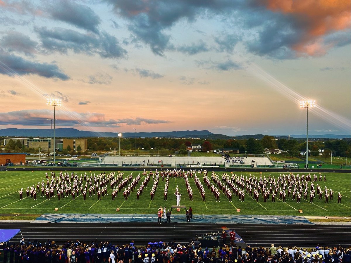 ❤️ We want to take a moment to thank everyone who attended our exhibition performance yesterday evening. The atmosphere was electric, and we LOVED performing for you!