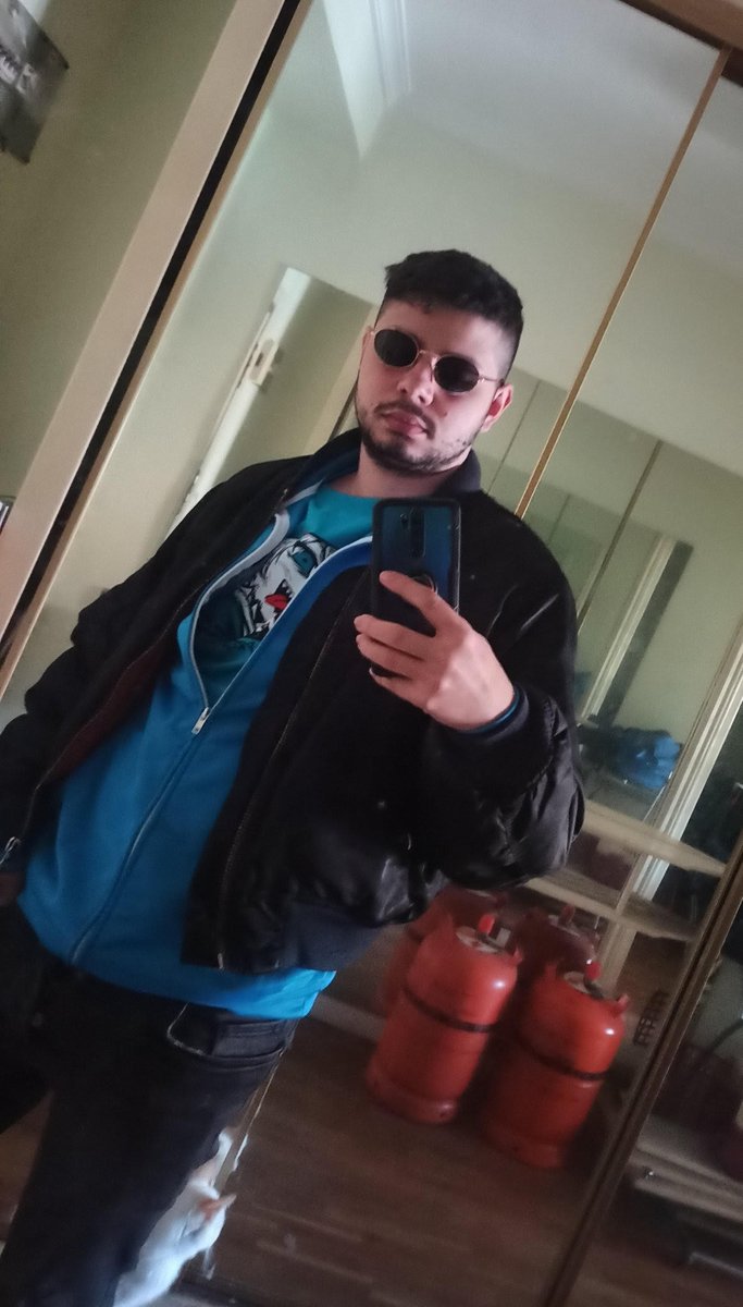 NekoVaro~ tweet media